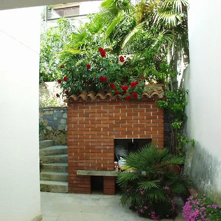 2323b Apartman